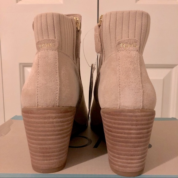 TOMS Suede Wedge Fall Bootie Taupe Beige Tan, Sizes 8 and 9 - Picture 4 of 7